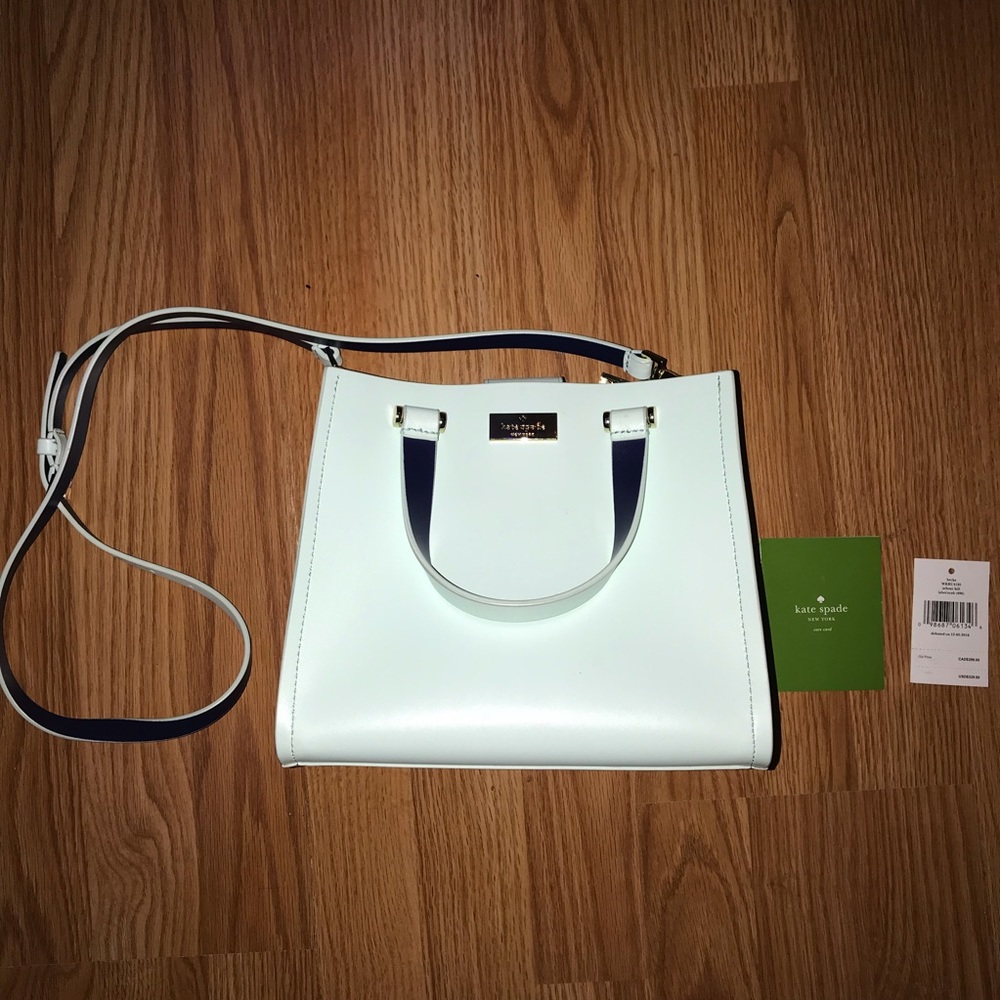 New Pretty Kate Spade Purse